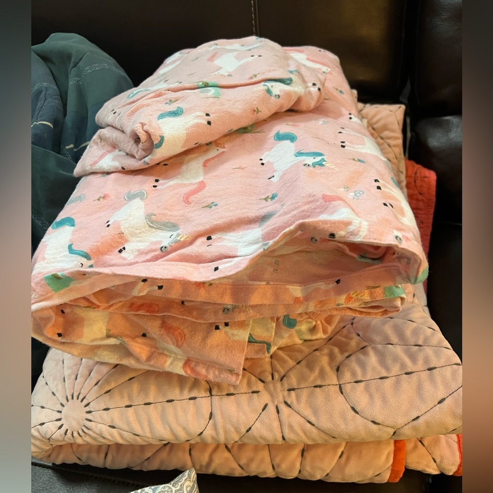 Twin unicorn bedding